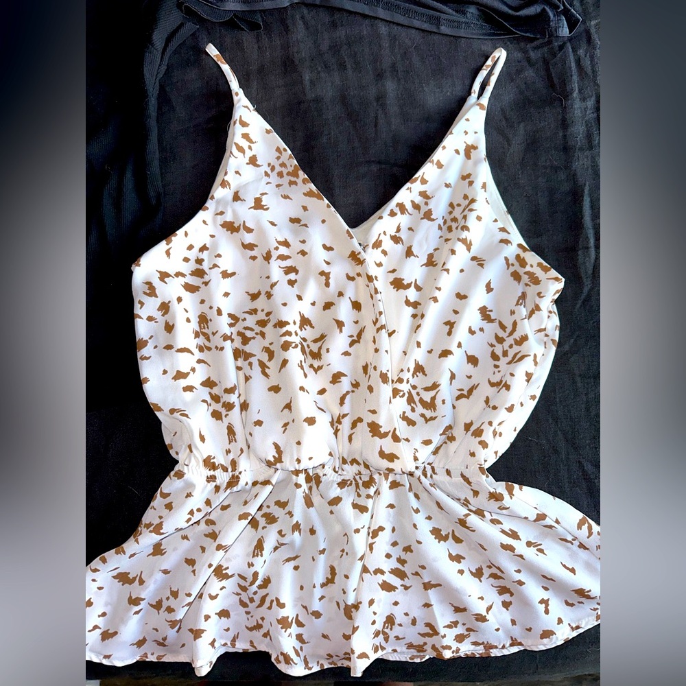 Size M Tops